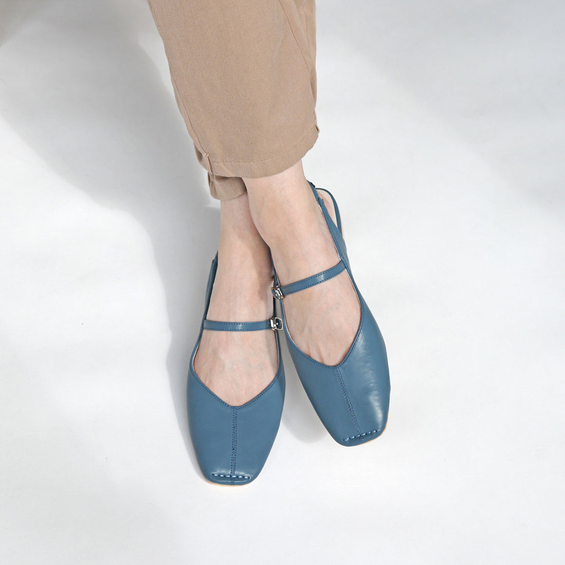 リーカ RiiiKa スクエアトゥバックバンドパンプス (blue) blue