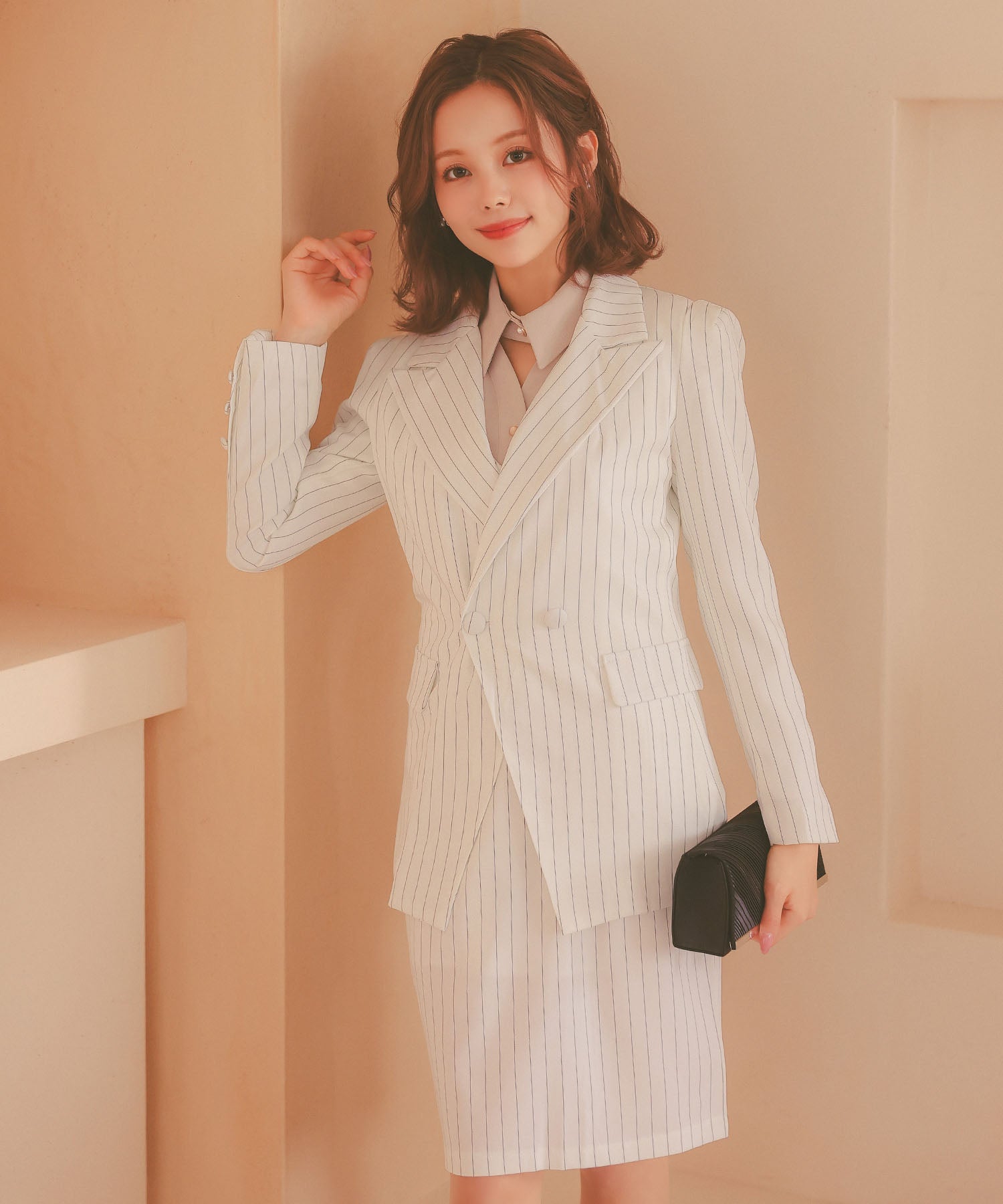 レティカ Retica ストライプ柄ジャケット膝下ワンピーススタイルセレモニースーツ (ホワイト) ホワイト