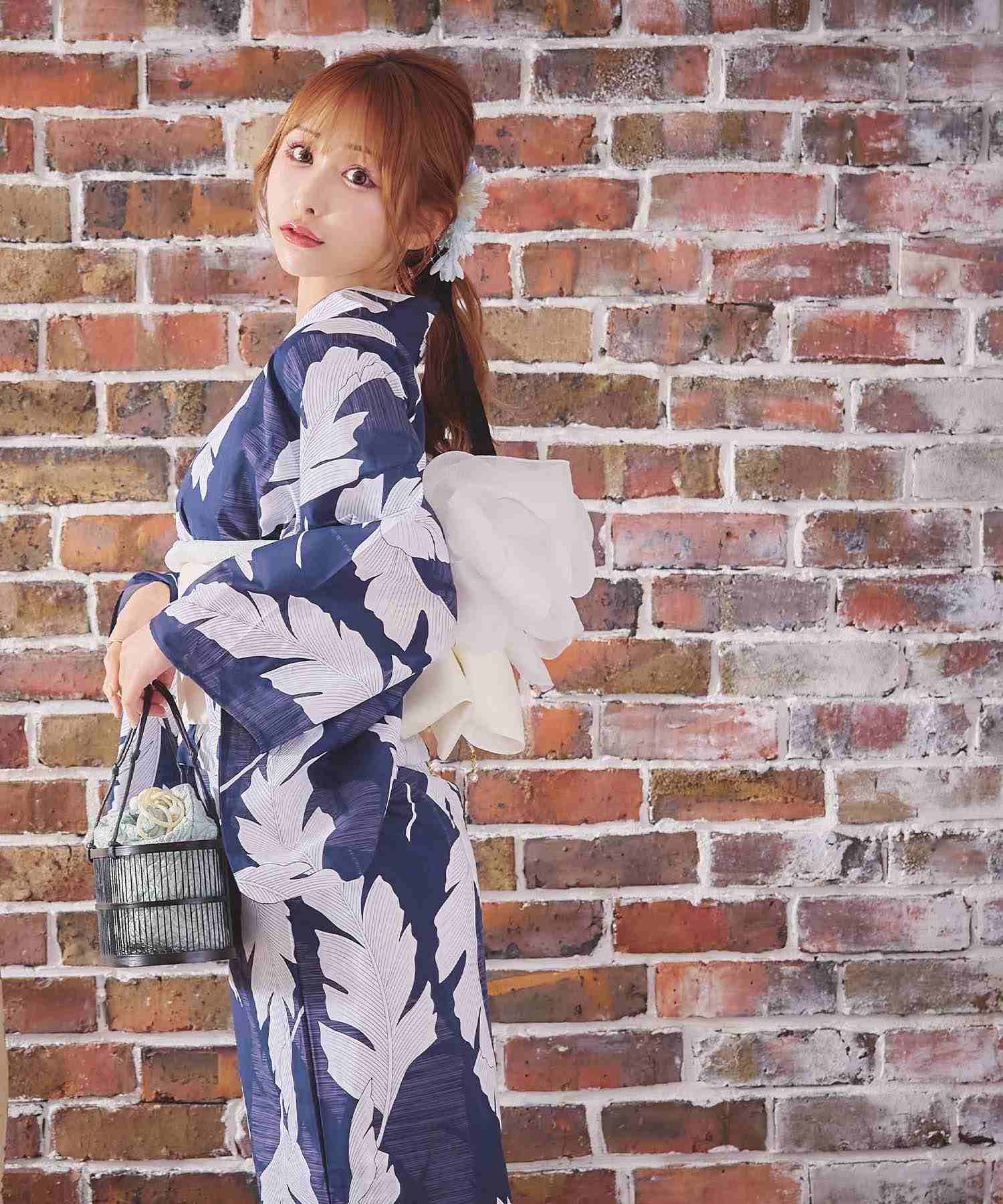 レティカ Retica 大柄リーフ ゆかた3点セット (浴衣+作り帯+下駄) (ネイビー) ネイビー