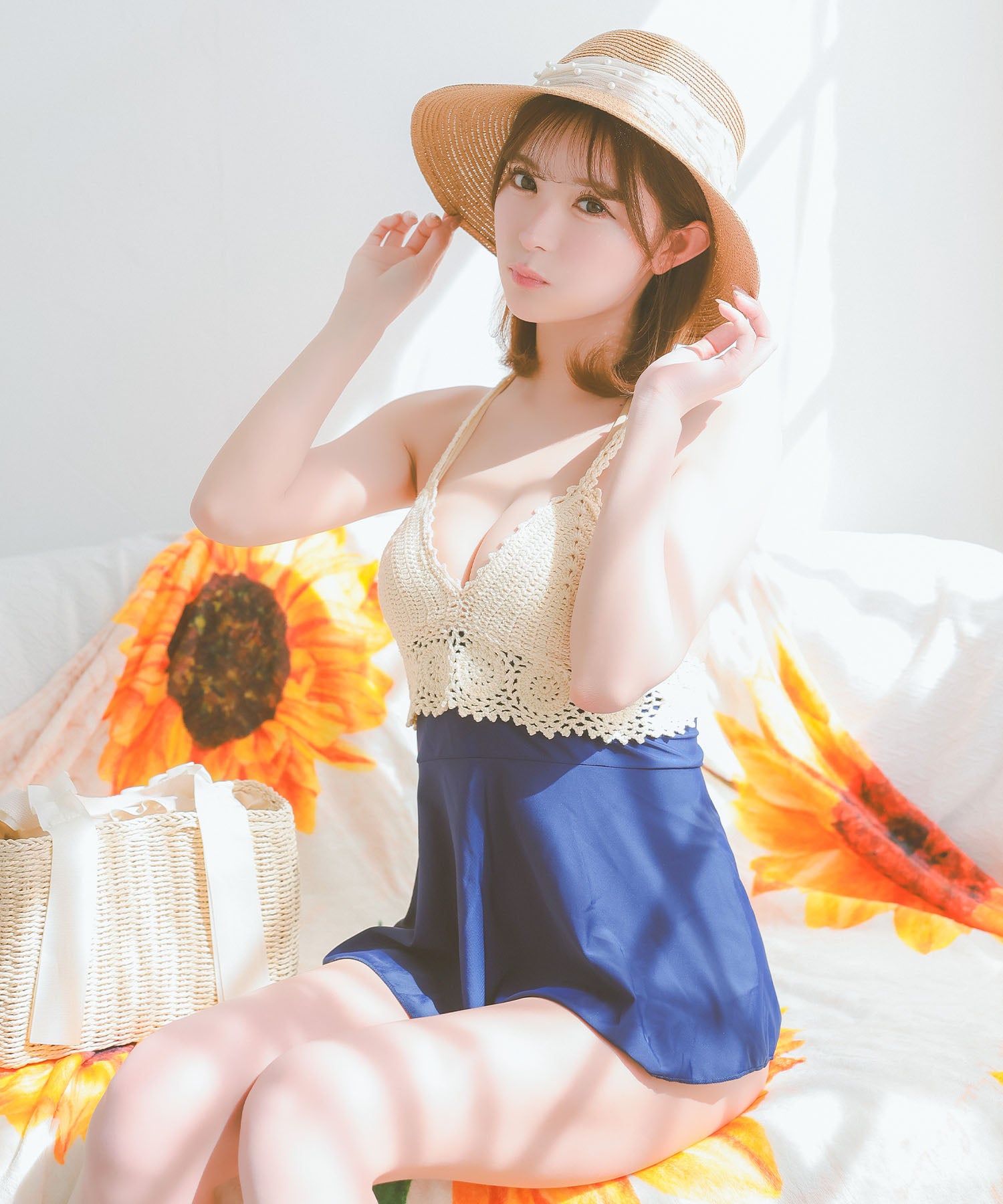 レティカ Retica 水着レディース クロシェ編み ホルターネック 韓国風 体型カバー ガーリー ワンピースビキニ【返品不可商品】 (クリーム×ブルー) クリーム×ブルー