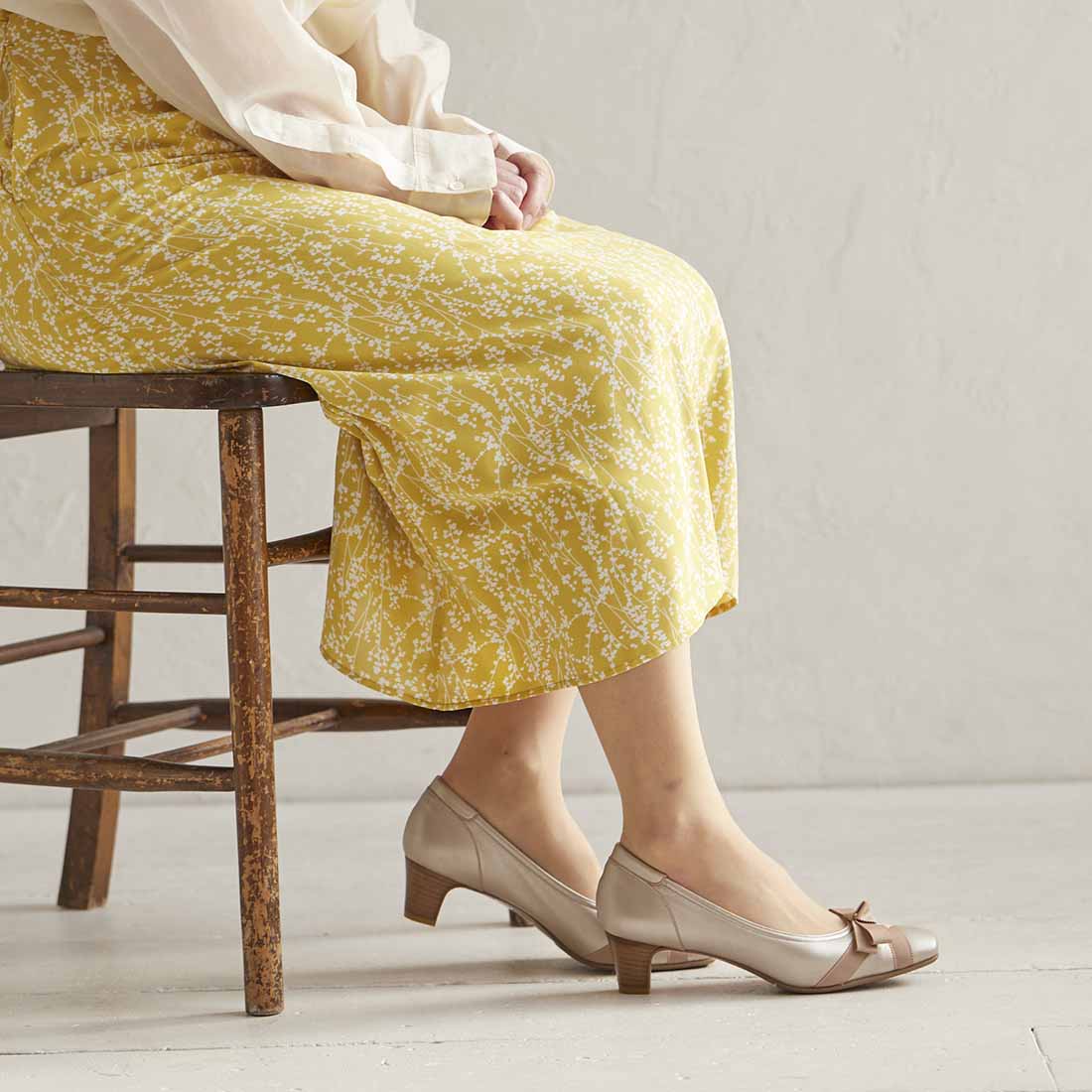 リズ ラフィーネ Riz raffinee 【3E】グログランリボンパンプス