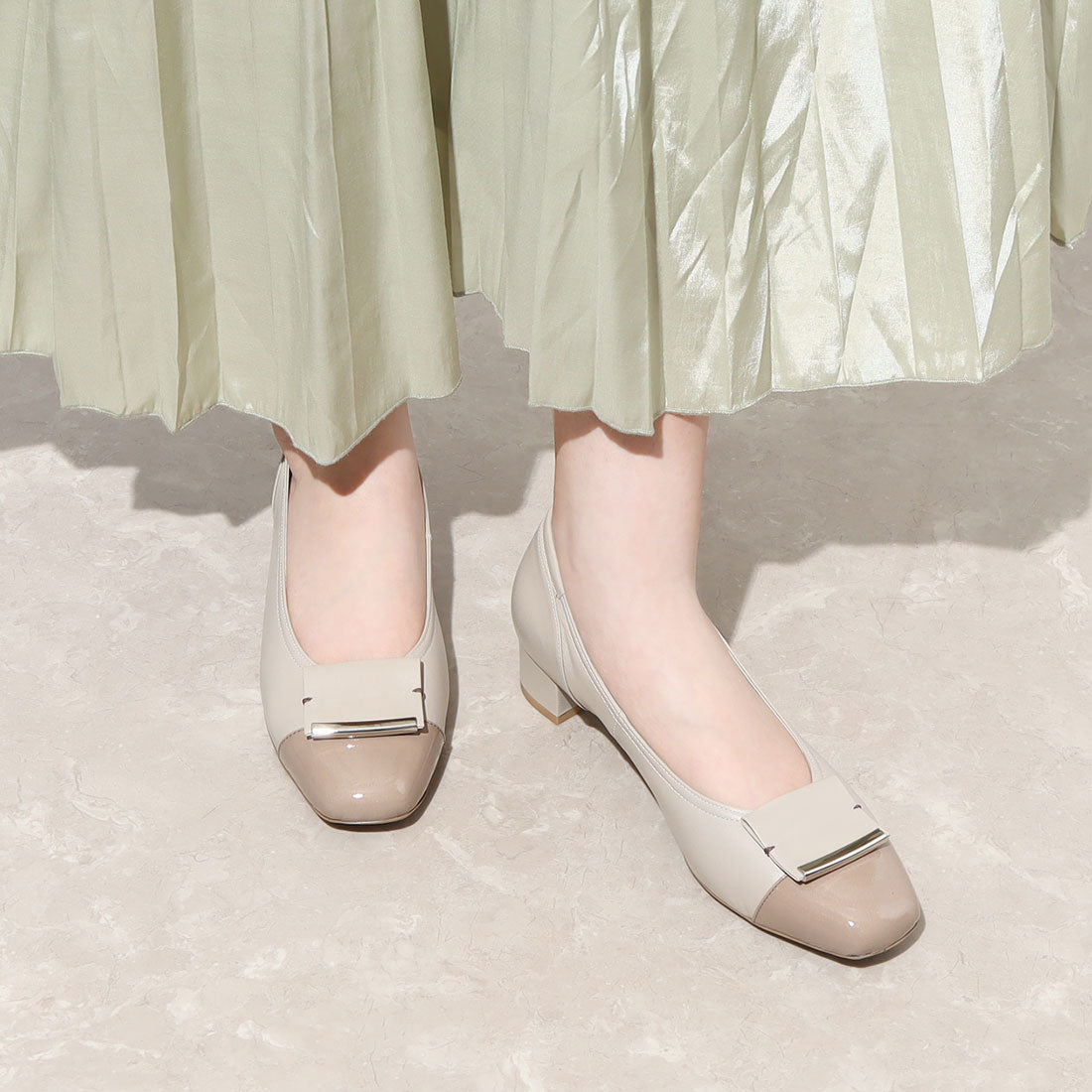 リズ ラフィーネ Riz raffinee 【3E】ローヒールスクエアパンプス