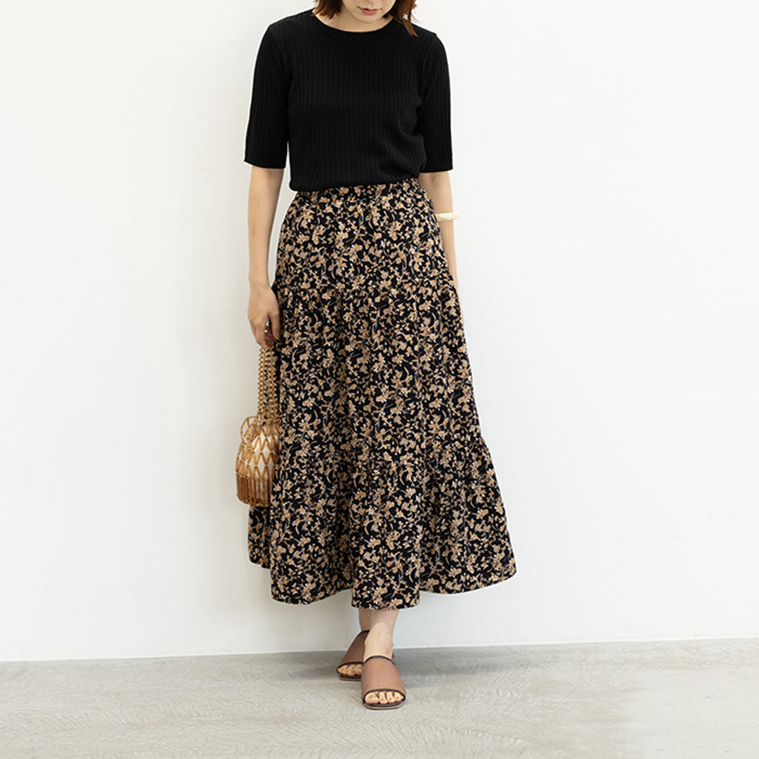 ジーラ GeeRA プリントティアードスカート (ブラック) ブラック