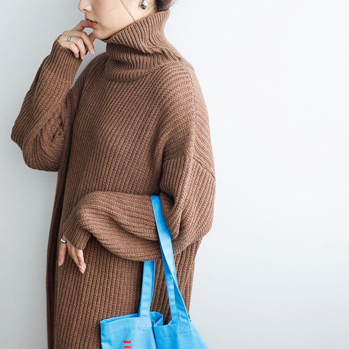 GeeRA Rib-knit Turtleneck Knit Dress