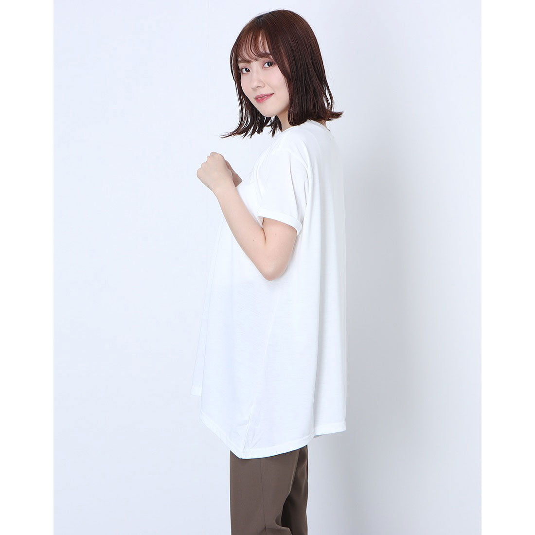 RANAN RANAN Contact Cool Feeling Loose Silhouette V-Neck T-Shirt