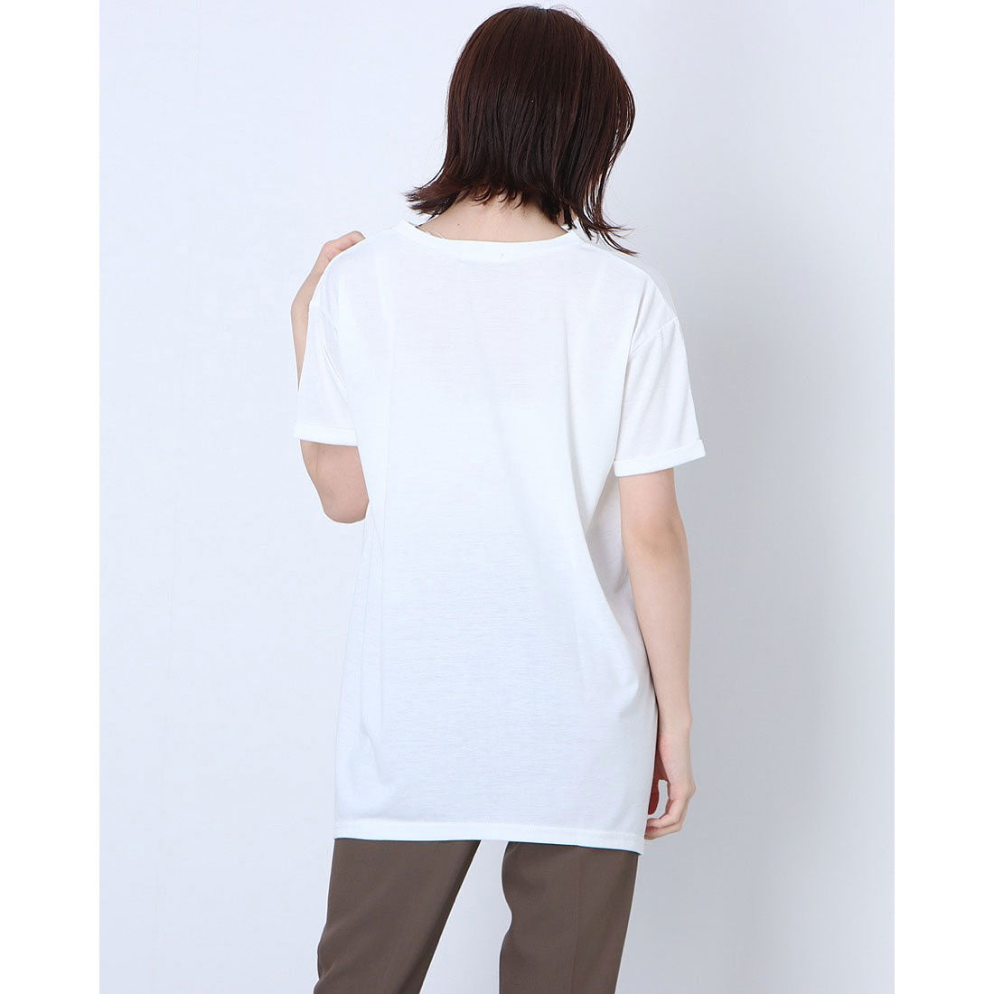 RANAN RANAN Contact Cool Feeling Loose Silhouette V-Neck T-Shirt