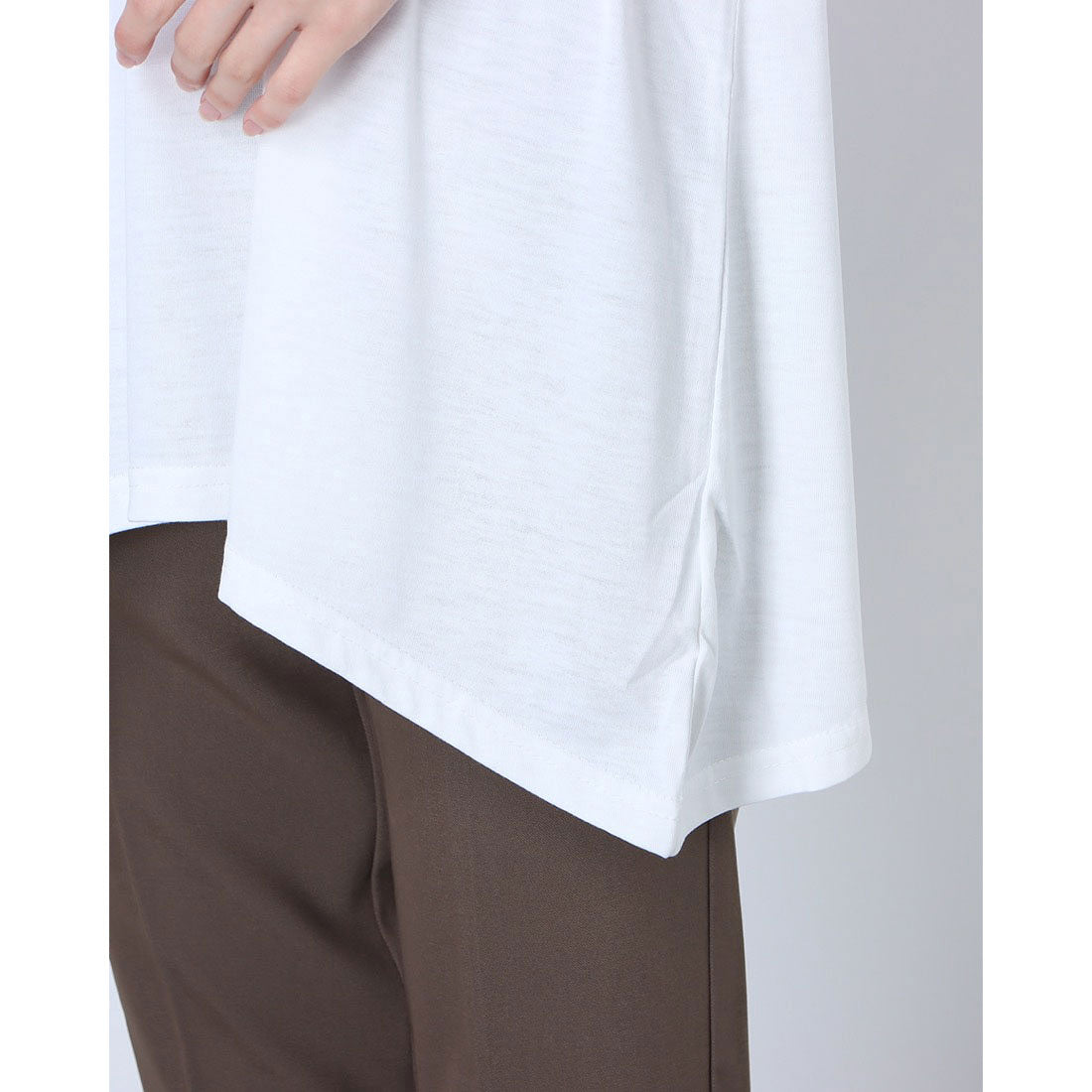 RANAN RANAN Contact Cool Feeling Loose Silhouette V-Neck T-Shirt