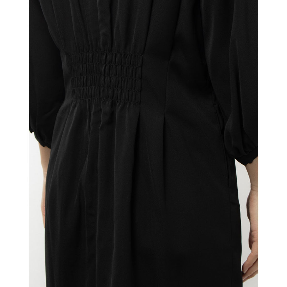 ラナン RANAN パール調タックワンピース