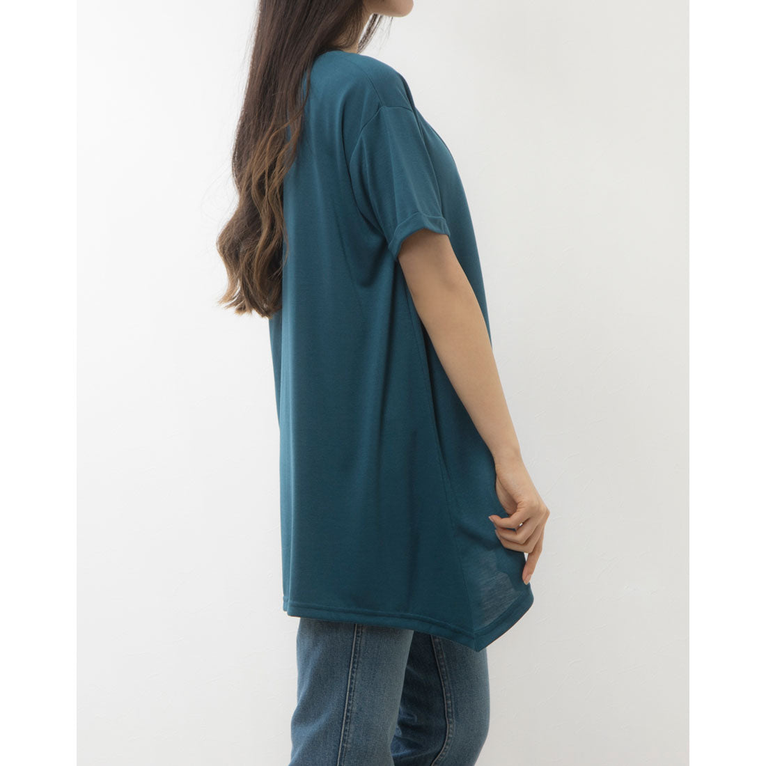 RANAN RANAN Contact Cool Feeling Loose Silhouette V-Neck T-Shirt