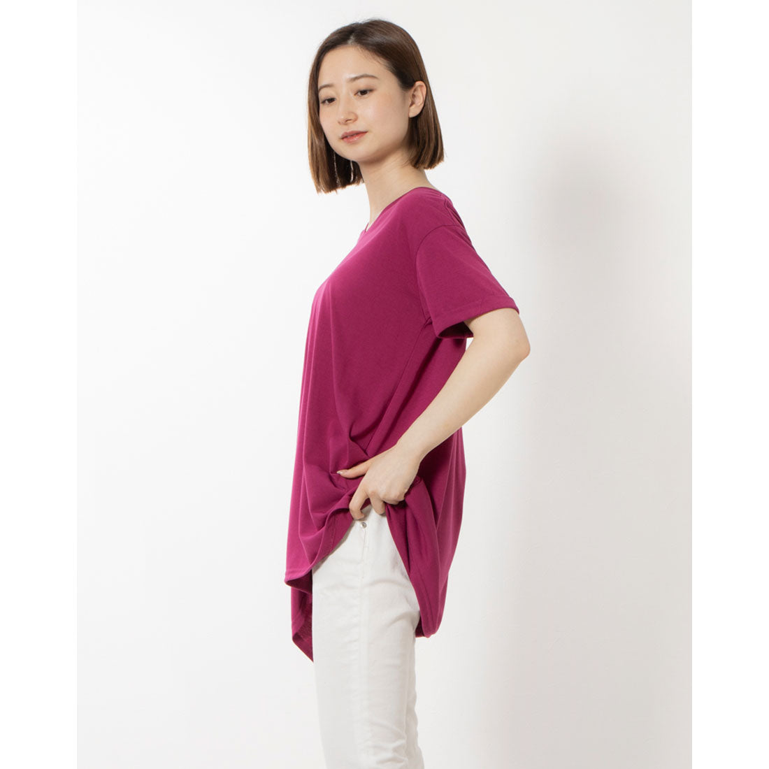 RANAN RANAN Contact Cool Feeling Loose Silhouette V-Neck T-Shirt