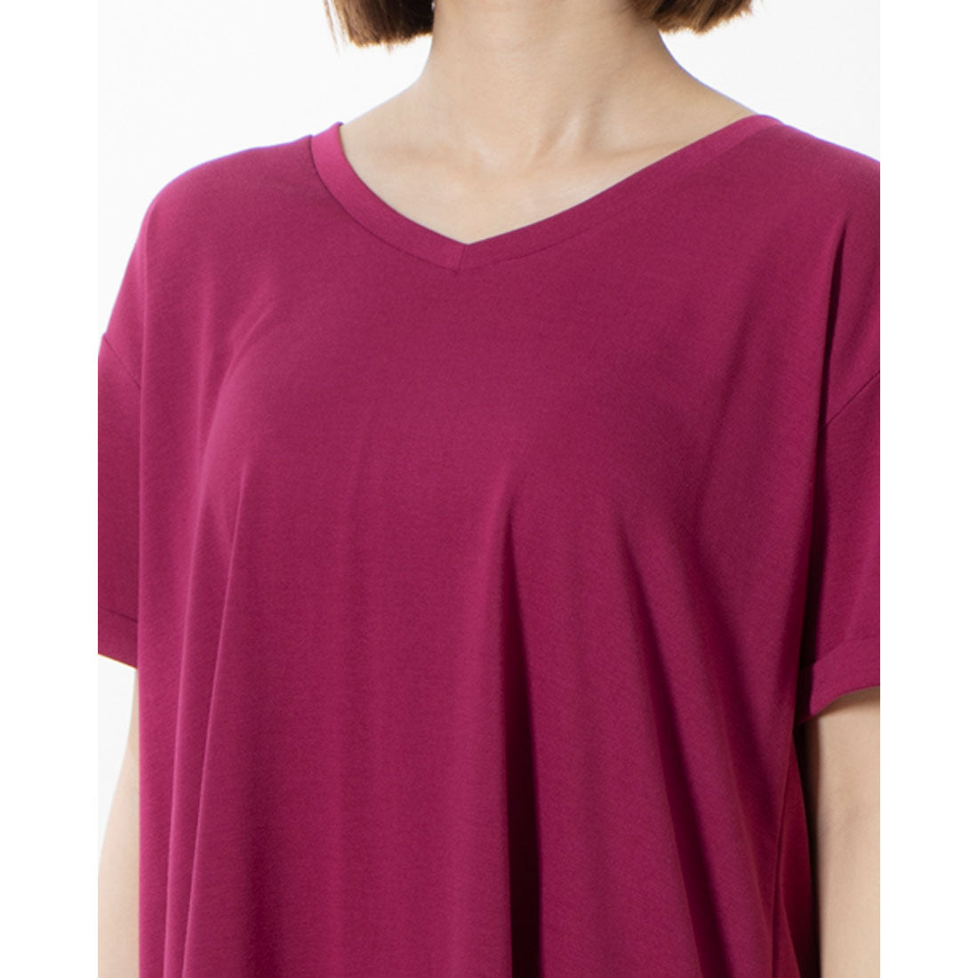 RANAN RANAN Contact Cool Feeling Loose Silhouette V-Neck T-Shirt