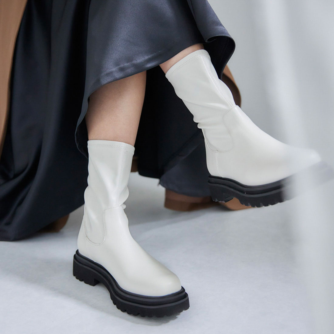 ラシックドット Rachic. ハイパーストレッチショートブーツ