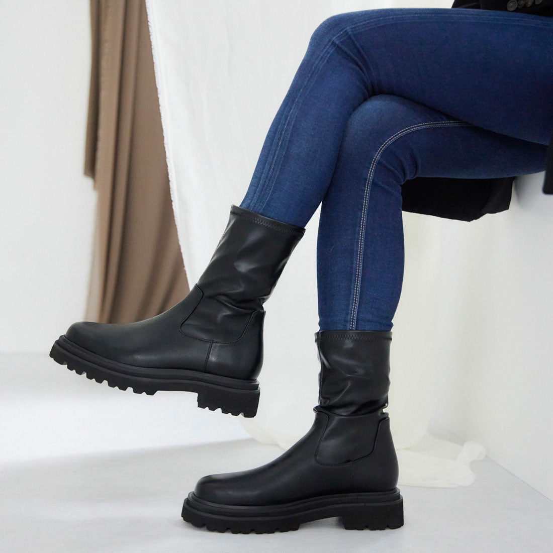 ラシックドット Rachic. ハイパーストレッチショートブーツ