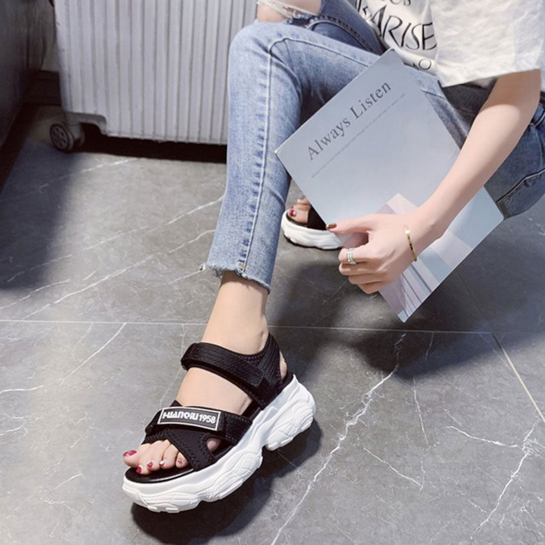 ロディック Rodic 厚底スポーツサンダル (ブラック) ブラック