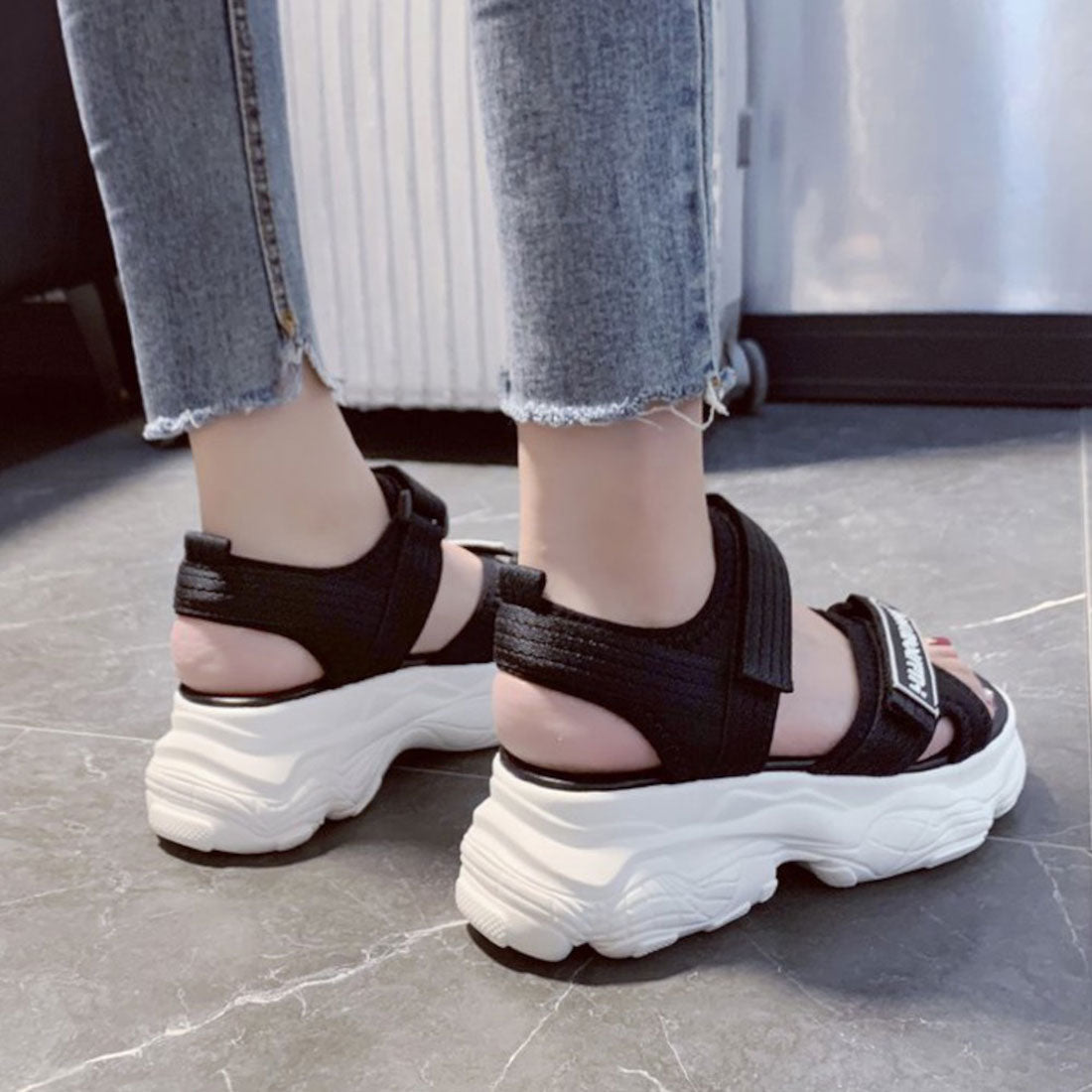 ロディック Rodic 厚底スポーツサンダル (ブラック) ブラック