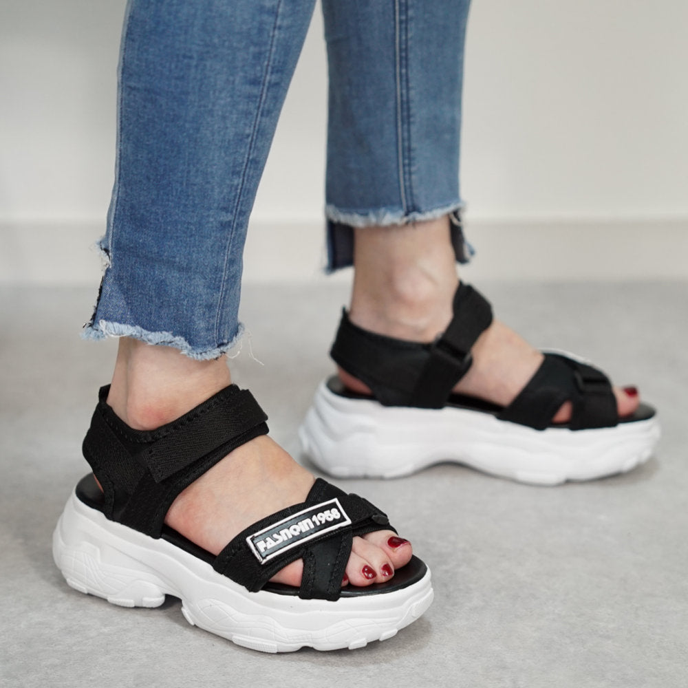 ロディック Rodic 厚底スポーツサンダル (ブラック) ブラック