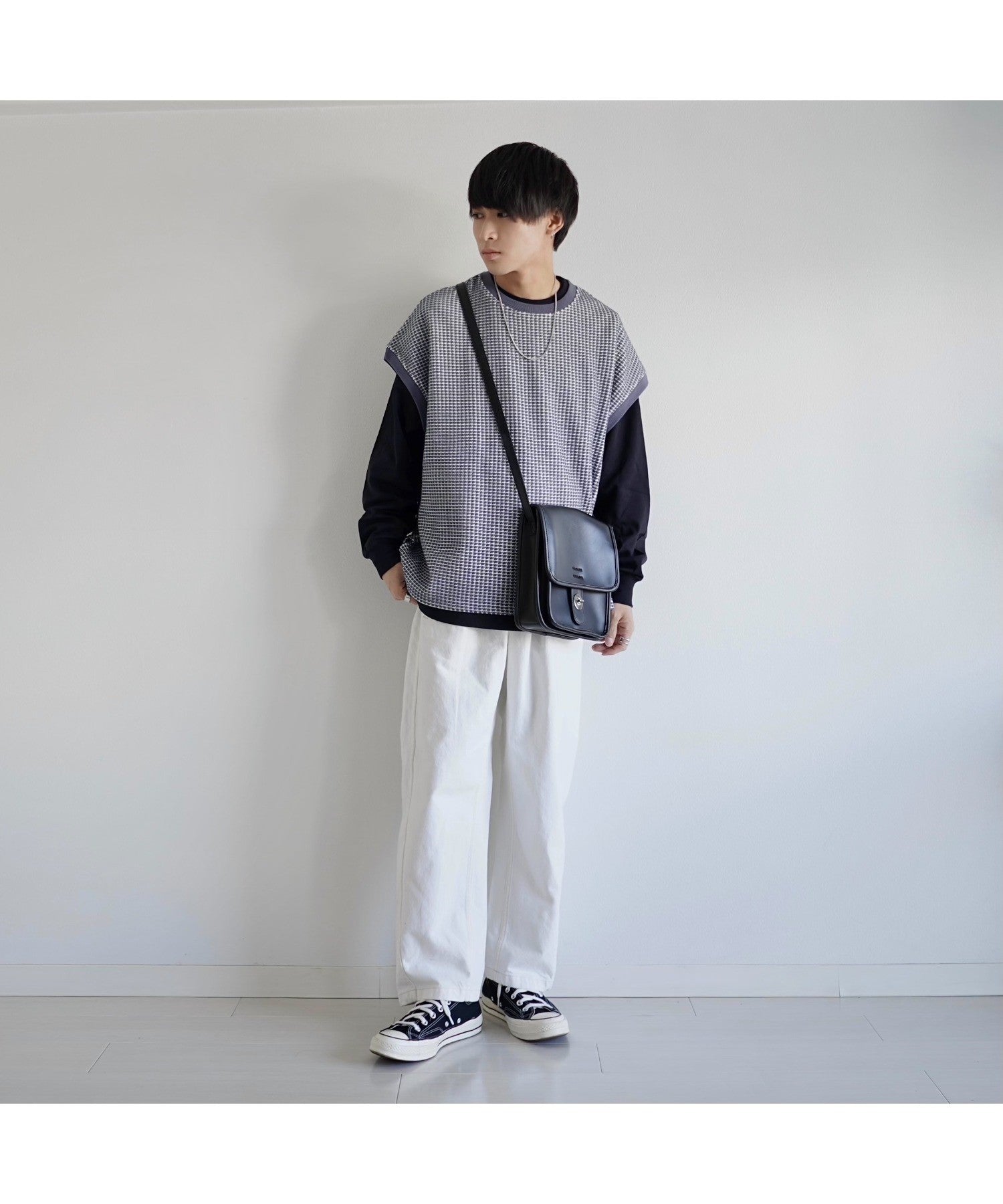 【人気急上昇中】【★人気カラー】リネーム Rename フロントバックルショルダーバッグ (ブラック) BK