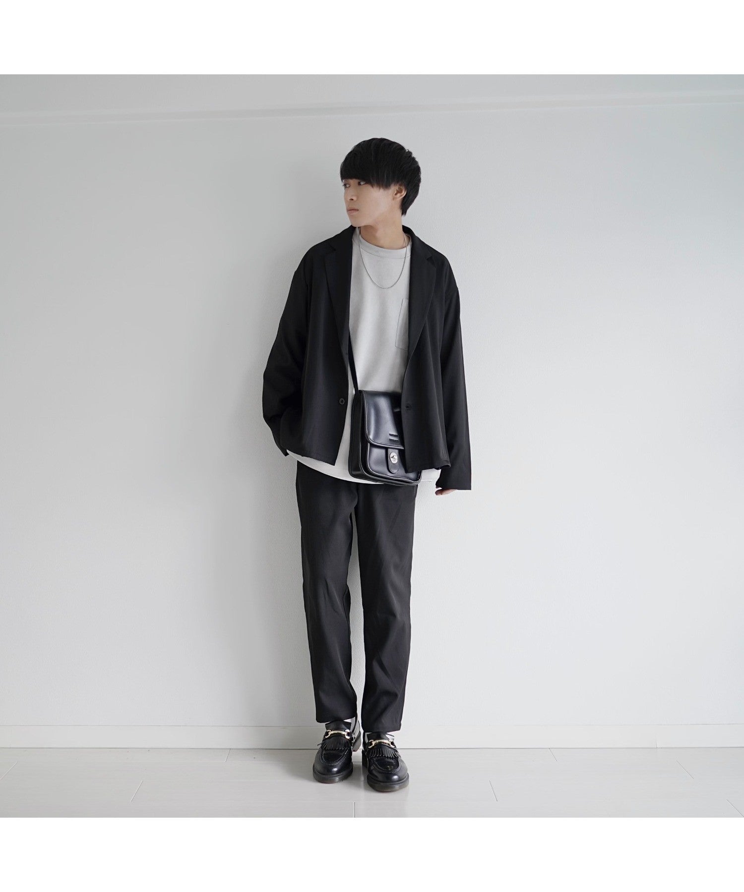 【人気急上昇中】【★人気カラー】リネーム Rename フロントバックルショルダーバッグ (ブラック) BK