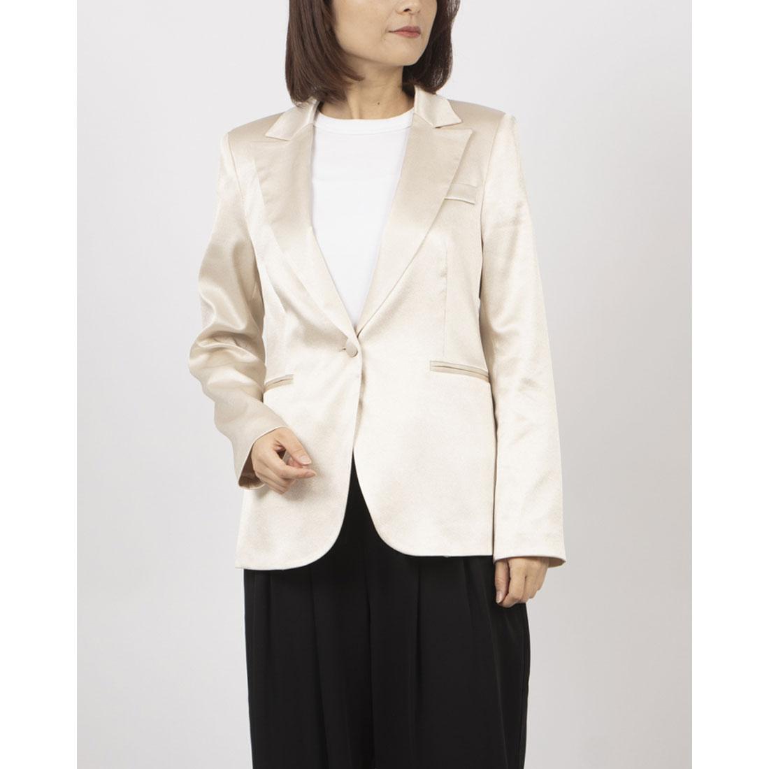 リナシメント RINASCIMENTO シャイニーサテンテーラードジャケット (Beige Chiaro) Beige Chiaro