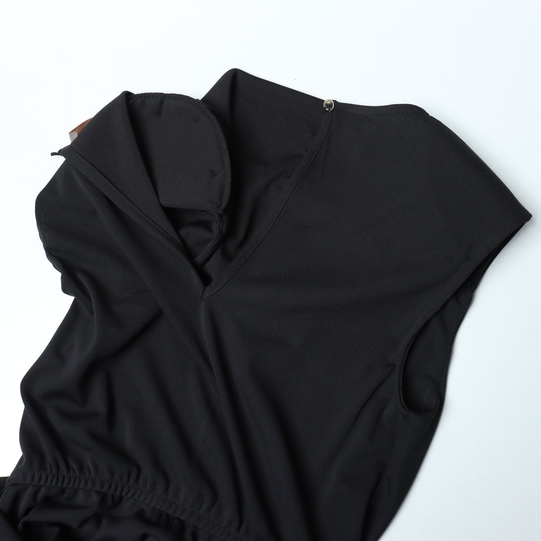 リナシメント RINASCIMENTO レトロボタンポイントドレープオールインワン (Nero) Nero