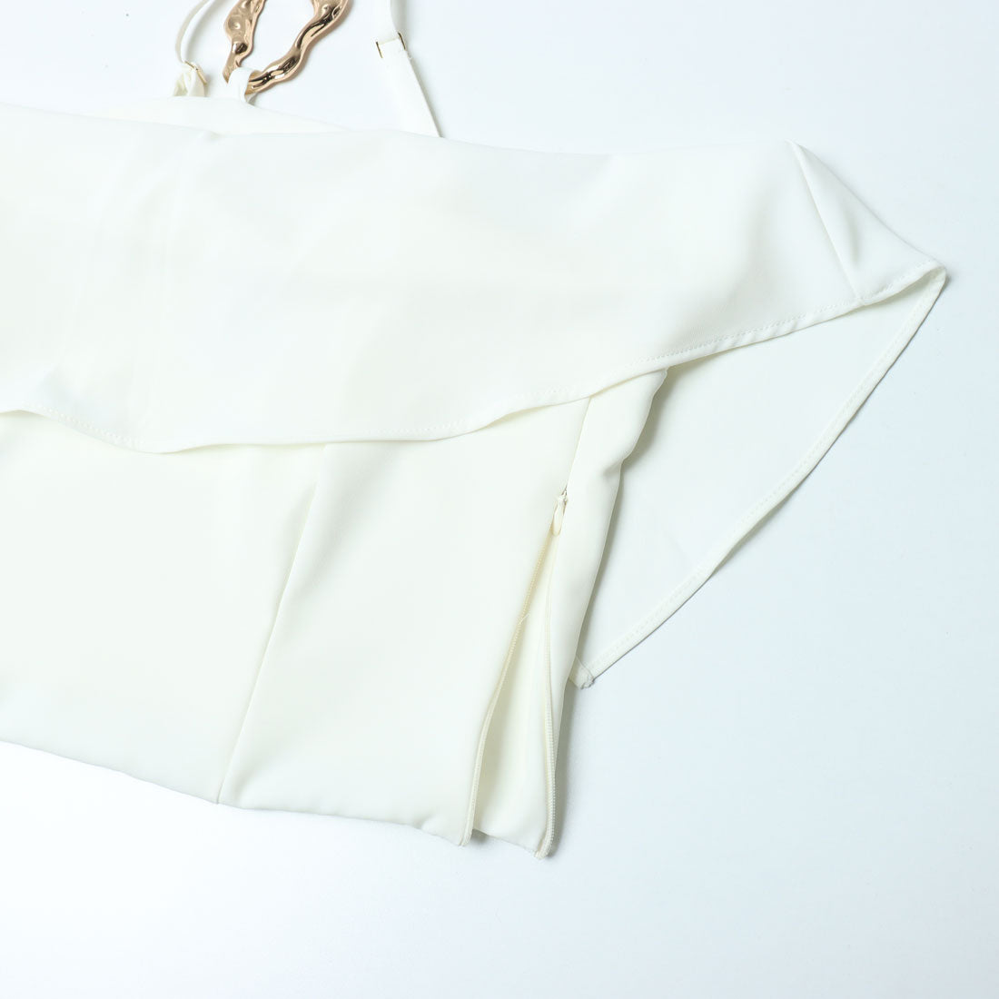 リナシメント RINASCIMENTO グレシアンネックトップス (Bianco) Bianco