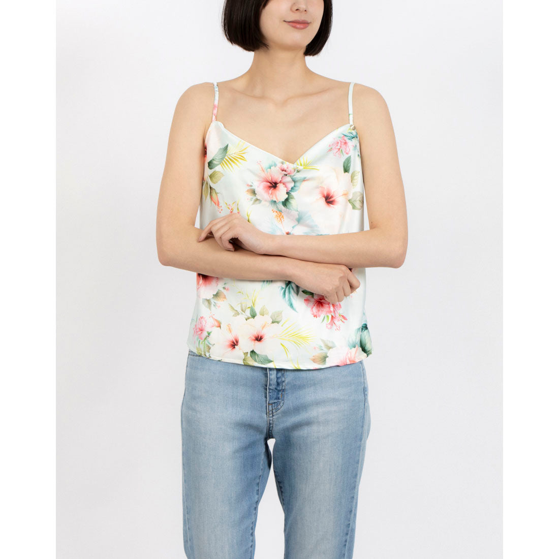 リナシメント RINASCIMENTO フラワー柄サテンキャミトップス (var.Verde Menta) var.Verde Menta
