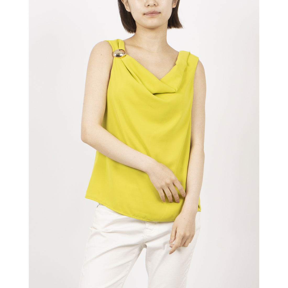 リナシメント RINASCIMENTO ドレープネックノースリトップス (Verde Avocado) Verde Avocado