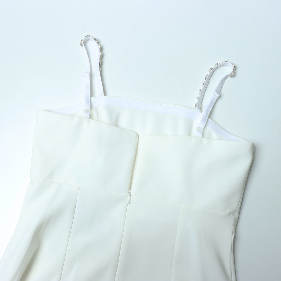 リナシメント RINASCIMENTO ビジューストラップフレアワンピース (Bianco) Bianco