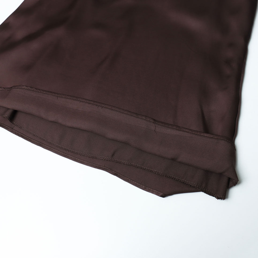 リナシメント RINASCIMENTO サテンキャミトップス (Cioccolato) Cioccolato