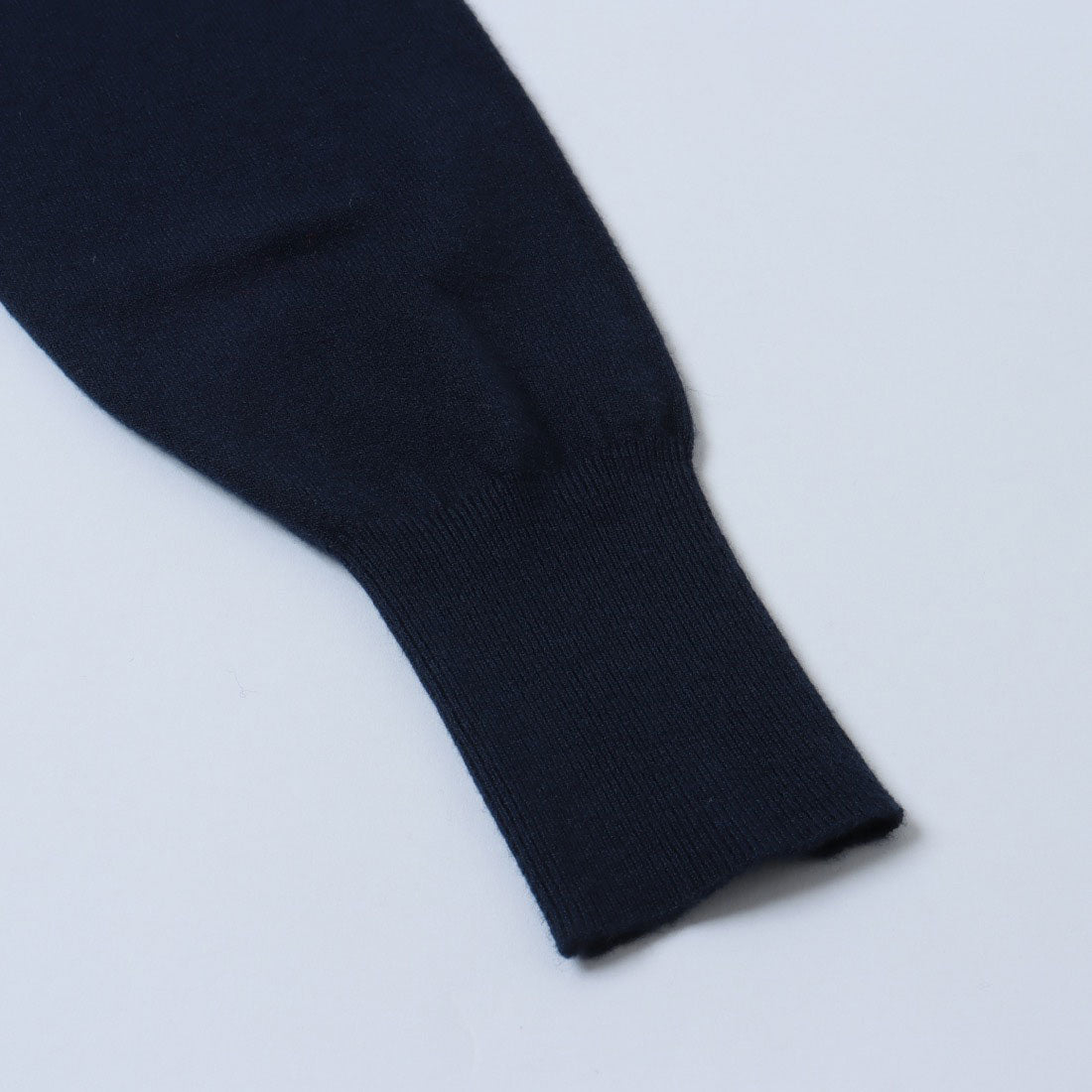 リナシメント RINASCIMENTO プランジングネックニットTOPS (Blu Navy) Blu Navy