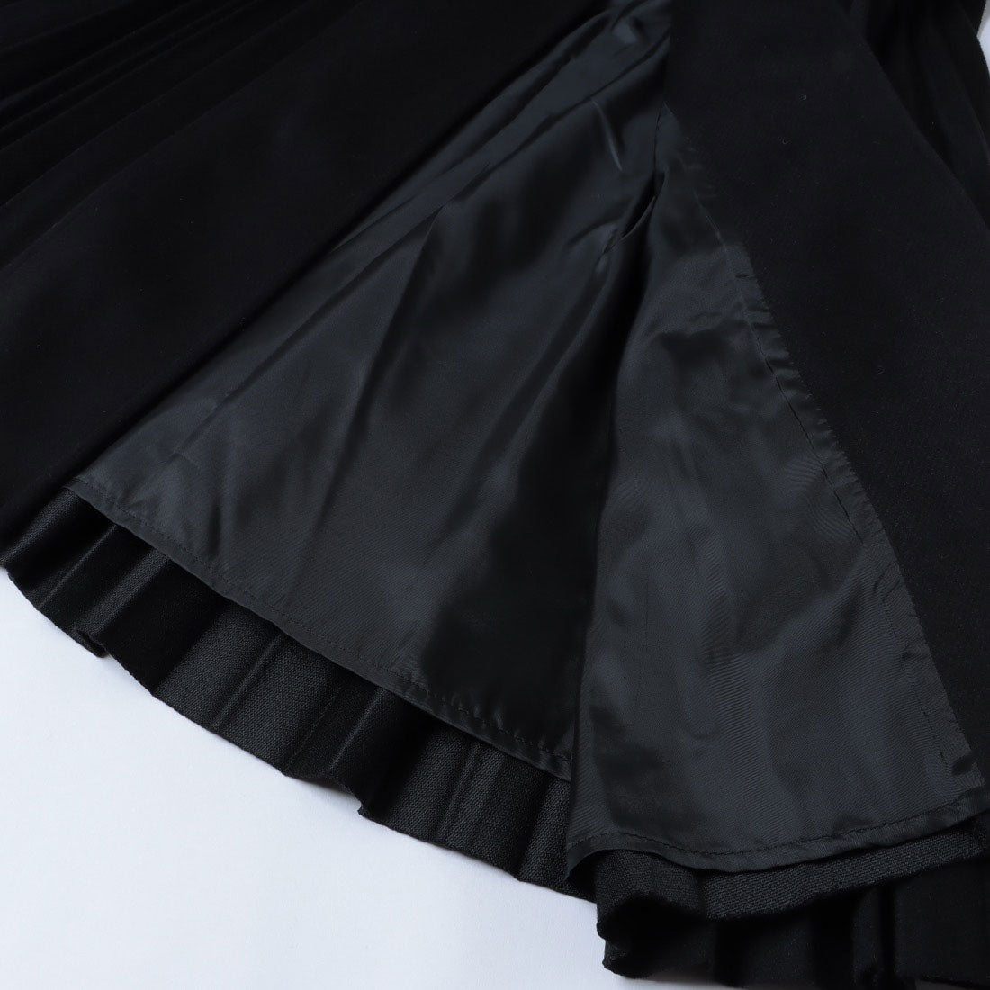 リナシメント RINASCIMENTO サイドプリーツロングコート (Nero) Nero