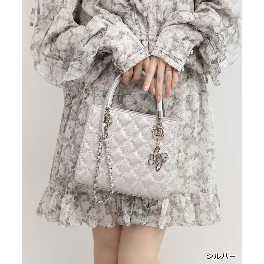 ランダ RANDA 2WAYキルティングバッグ (SILVER) SILVER