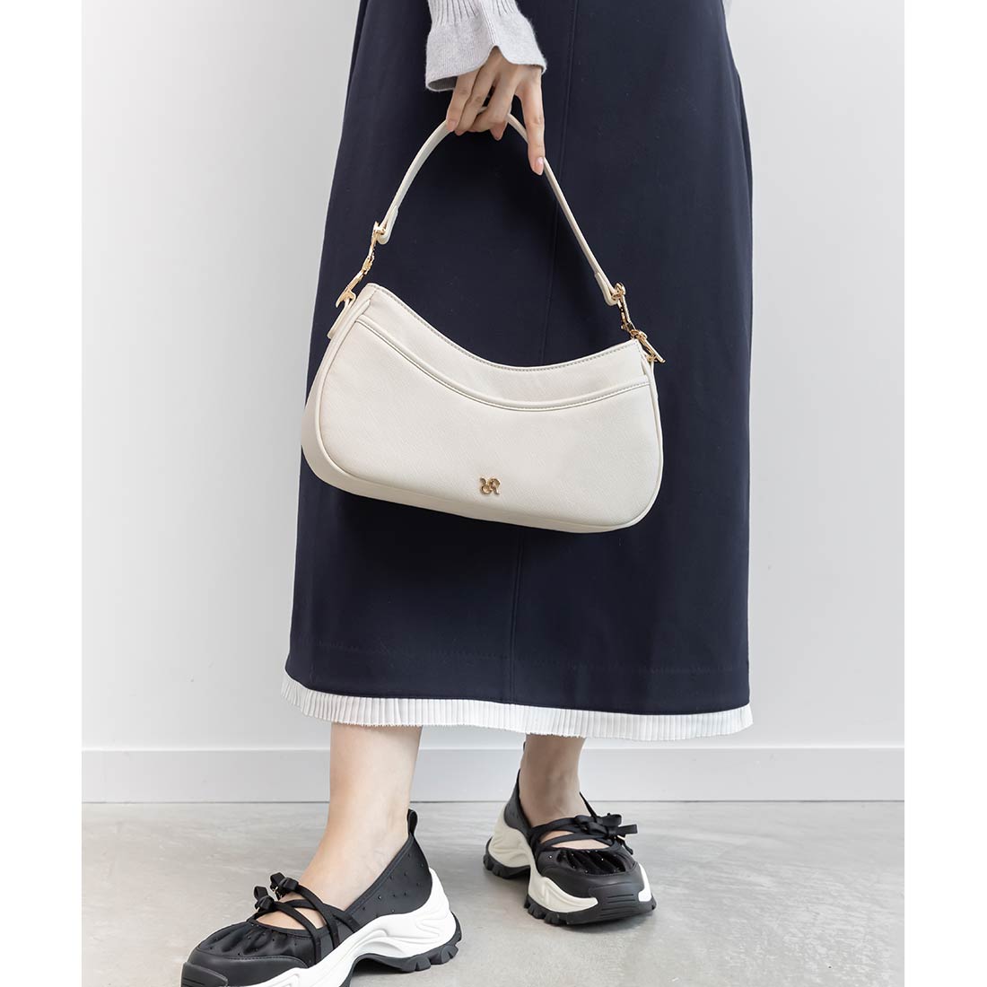 ランダ RANDA ビジューモチーフショルダーバッグ (CREAM) CREAM