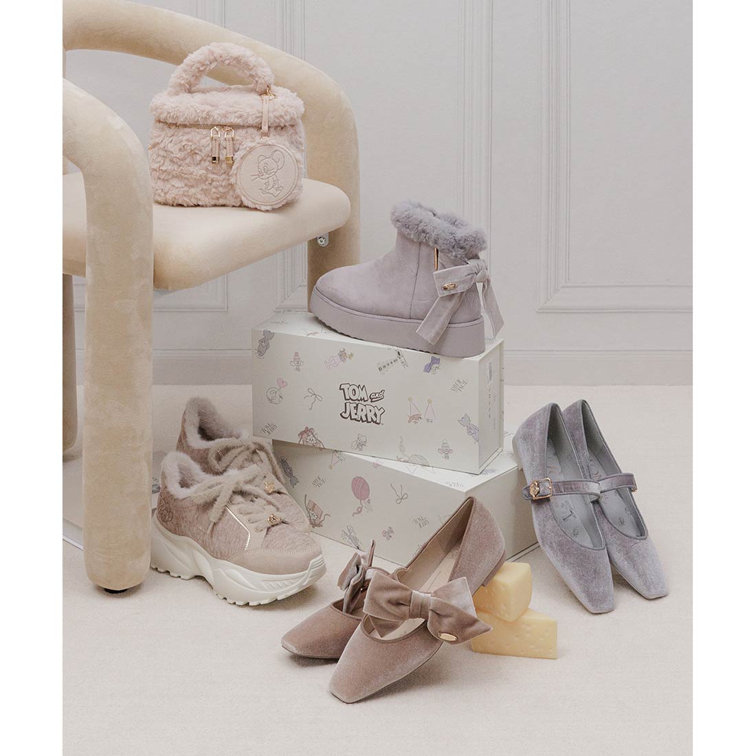 ランダ RANDA ★ 【TOM and JERRY】ミラー付きバニティバッグ (BEIGE) BEIGE