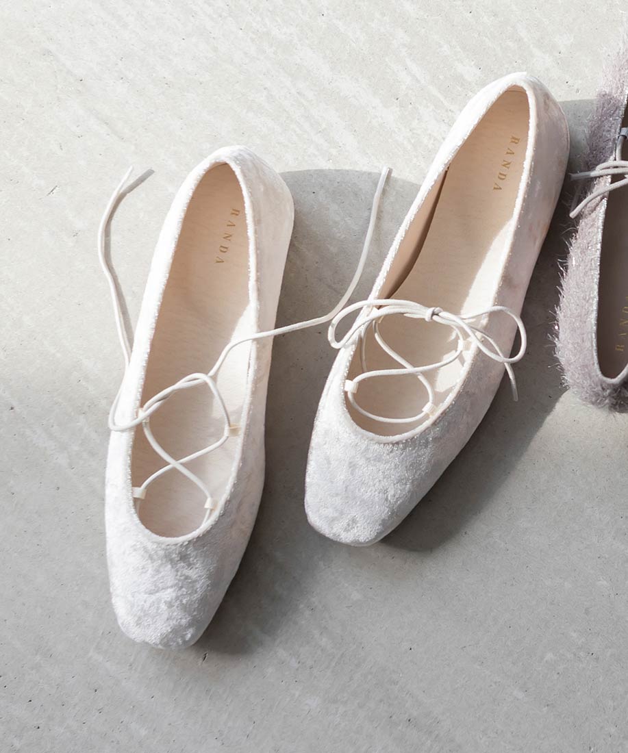 ランダ RANDAレースアップフラットパンプス (IVORY) IVORY