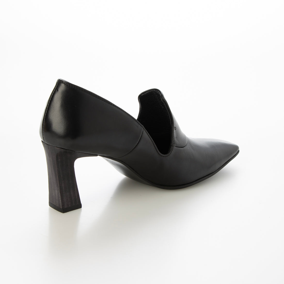 ラボ キゴシ ワークス RABOKIGOSHI works 7cmスクエアトウカットワークパンプス (ブラック) ブラック