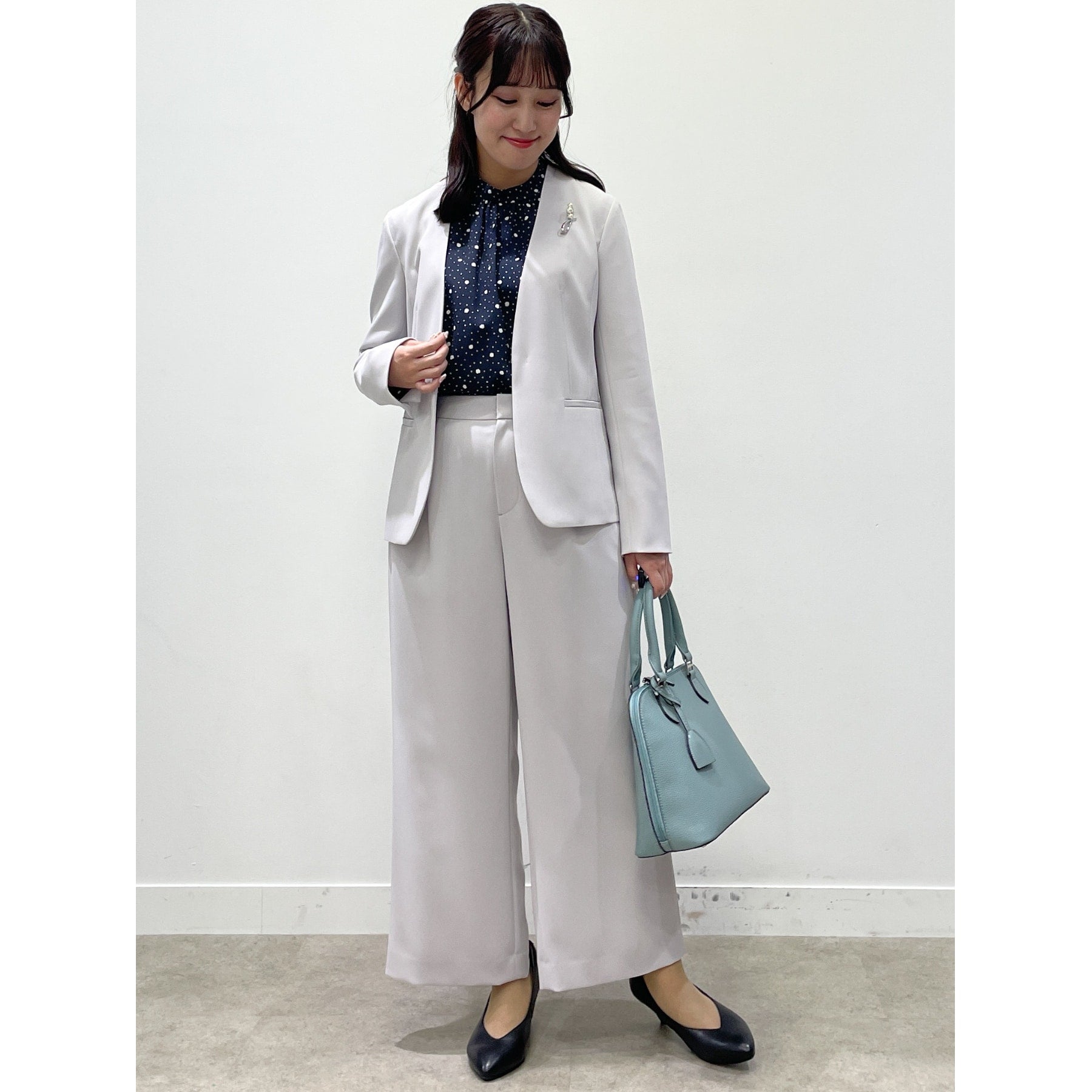 リフレクト Reflect 【フォーマル/入卒/ママスーツ/マシンウォッシュ可】ドットプリントブラウス (オフホワイト(103)) オフホワイト(103)