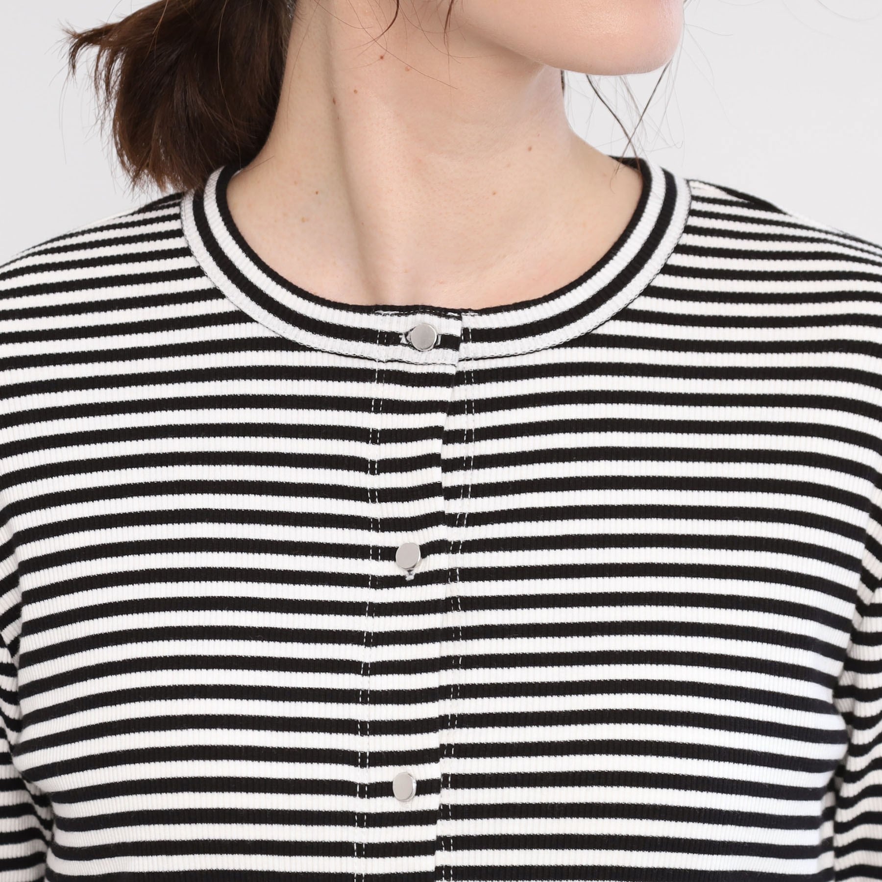 リフレクト Reflect 【E-QUALITY/手洗い可/一枚着でも◎】ドット風ボタンカーディガン (ブラック(319)) ブラック(319)