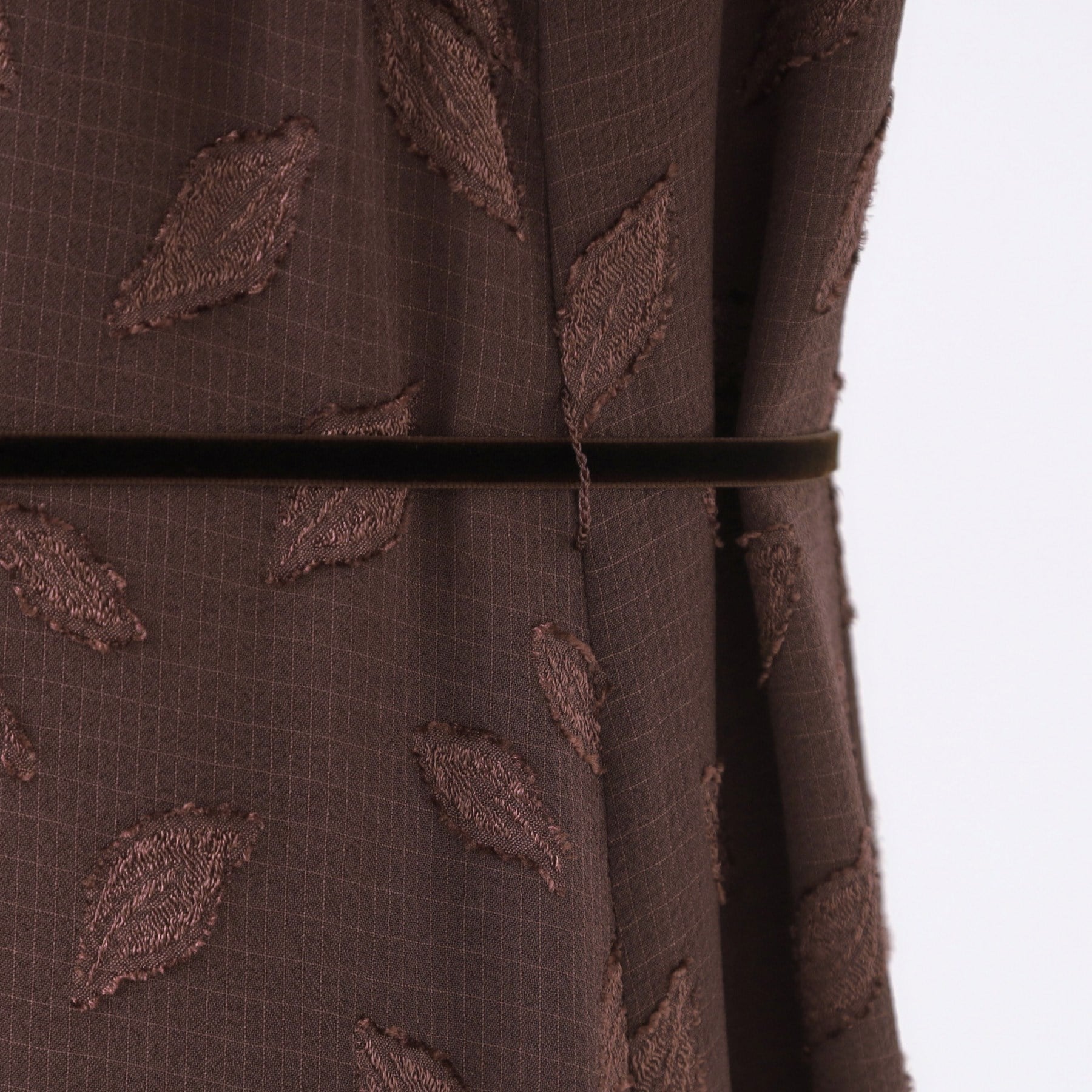 リフレクト Reflect 【撥水/二の腕カバー/付属リボン付き】ケープデザインノースリーブワンピース (ブラウン(443)) ブラウン(443)