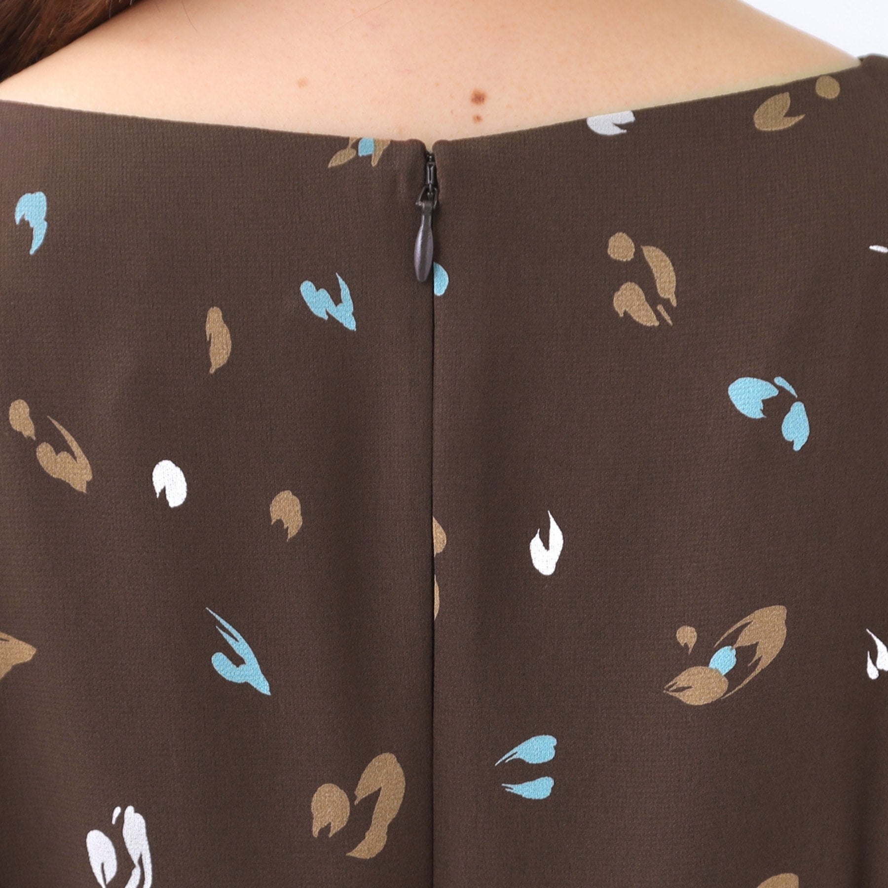 リフレクト Reflect 【ウエストリボン付き】フレアプリントワンピース (ネイビー(194)) ネイビー(194)