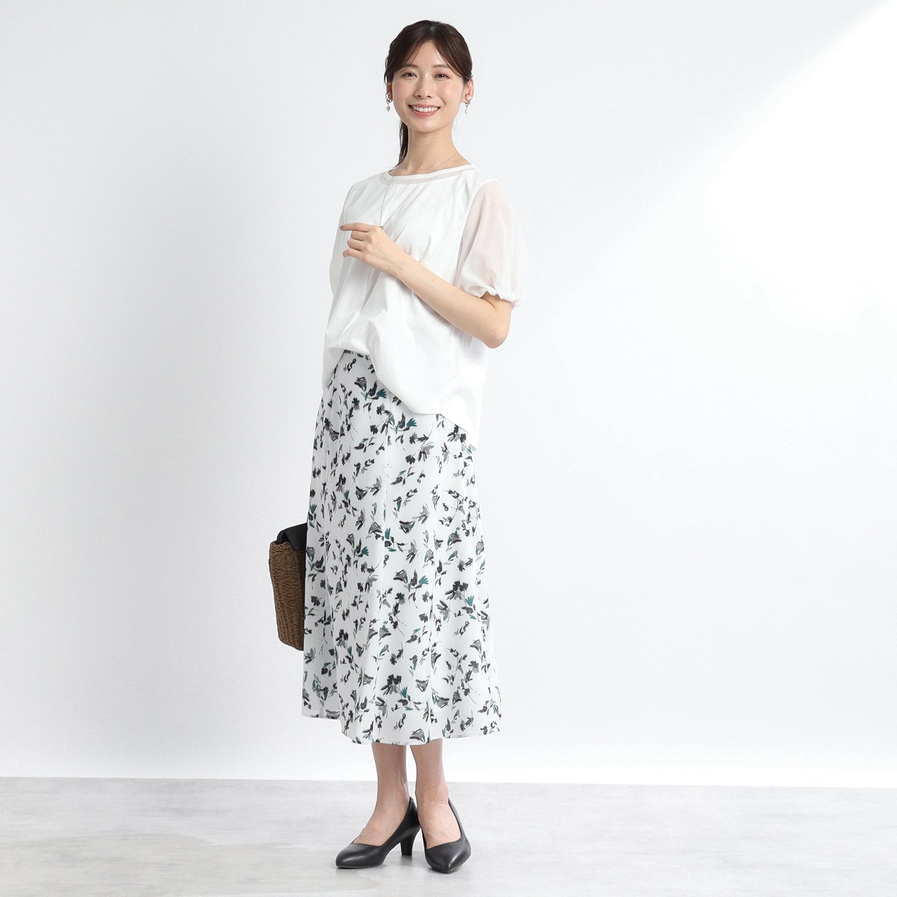 リフレクト Reflect 【マシンウォッシュ可】フラワー柄フレアスカート (オフホワイト(103)) オフホワイト(103)