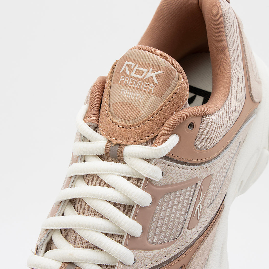 プレミア トリニティ KFS / PREMIER TRINITY KFS (クレイ) クレイ