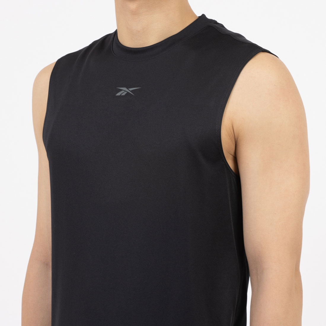 Train Sleeveless Tech T-Shirt / ID Train SLVLS Tech Tee
