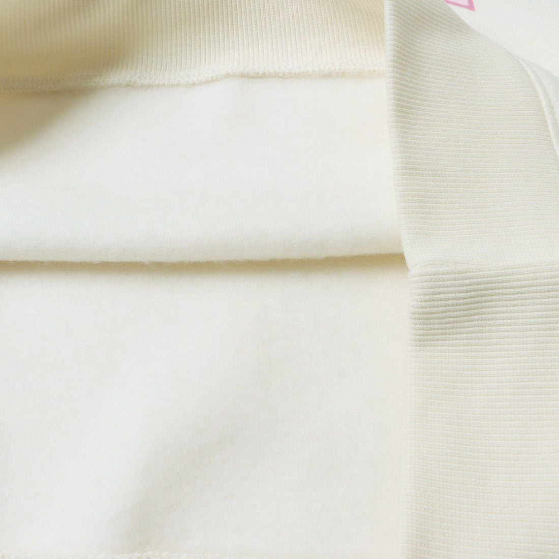 バーシティー ロゴ フーディー / SHEKIRA VARSITY HOODY (チョーク) チョーク