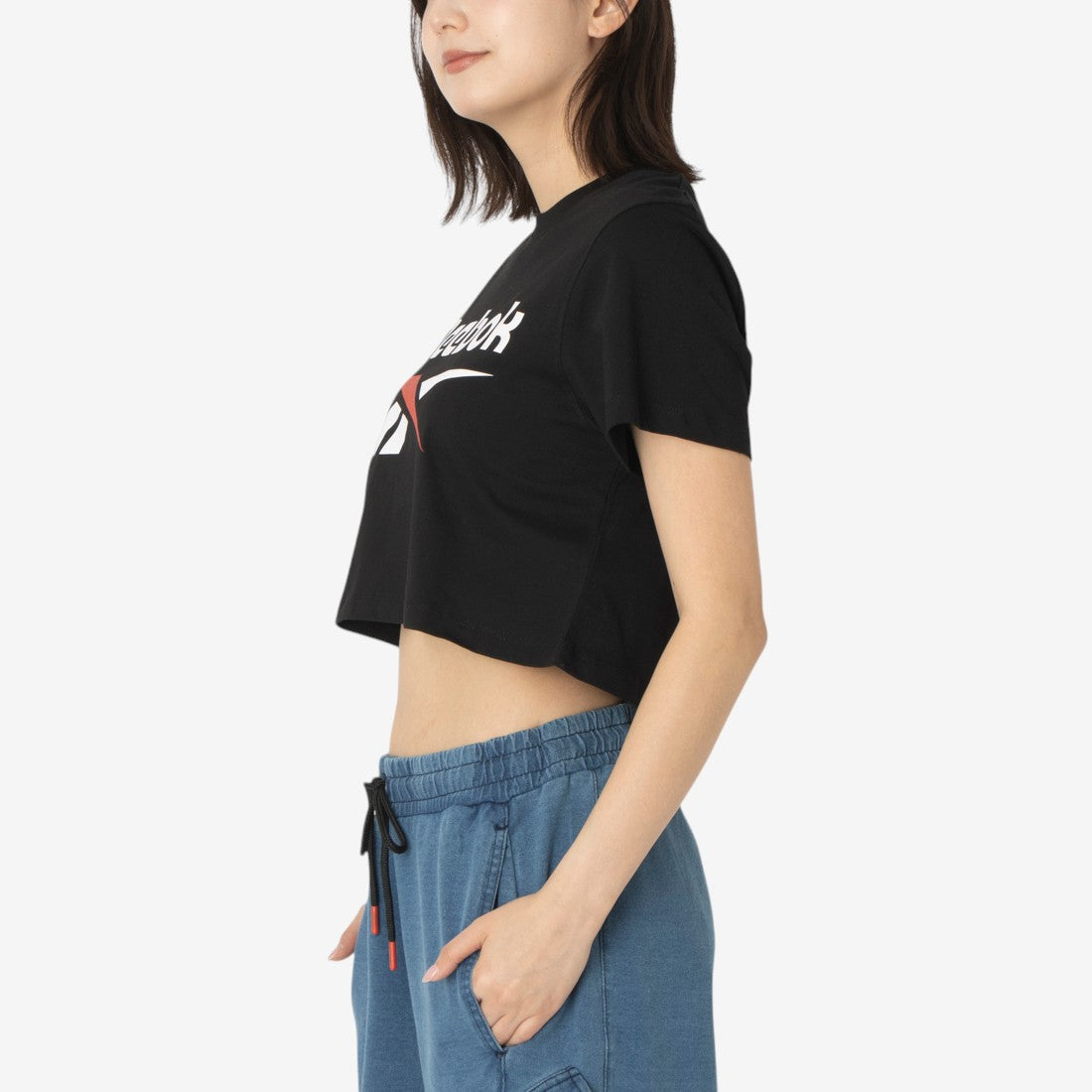 2カラーロゴ クロップド Tシャツ / SADIE 2 COLOUR LOGO CRW CROPPED SS TEE (ブラック) ブラック