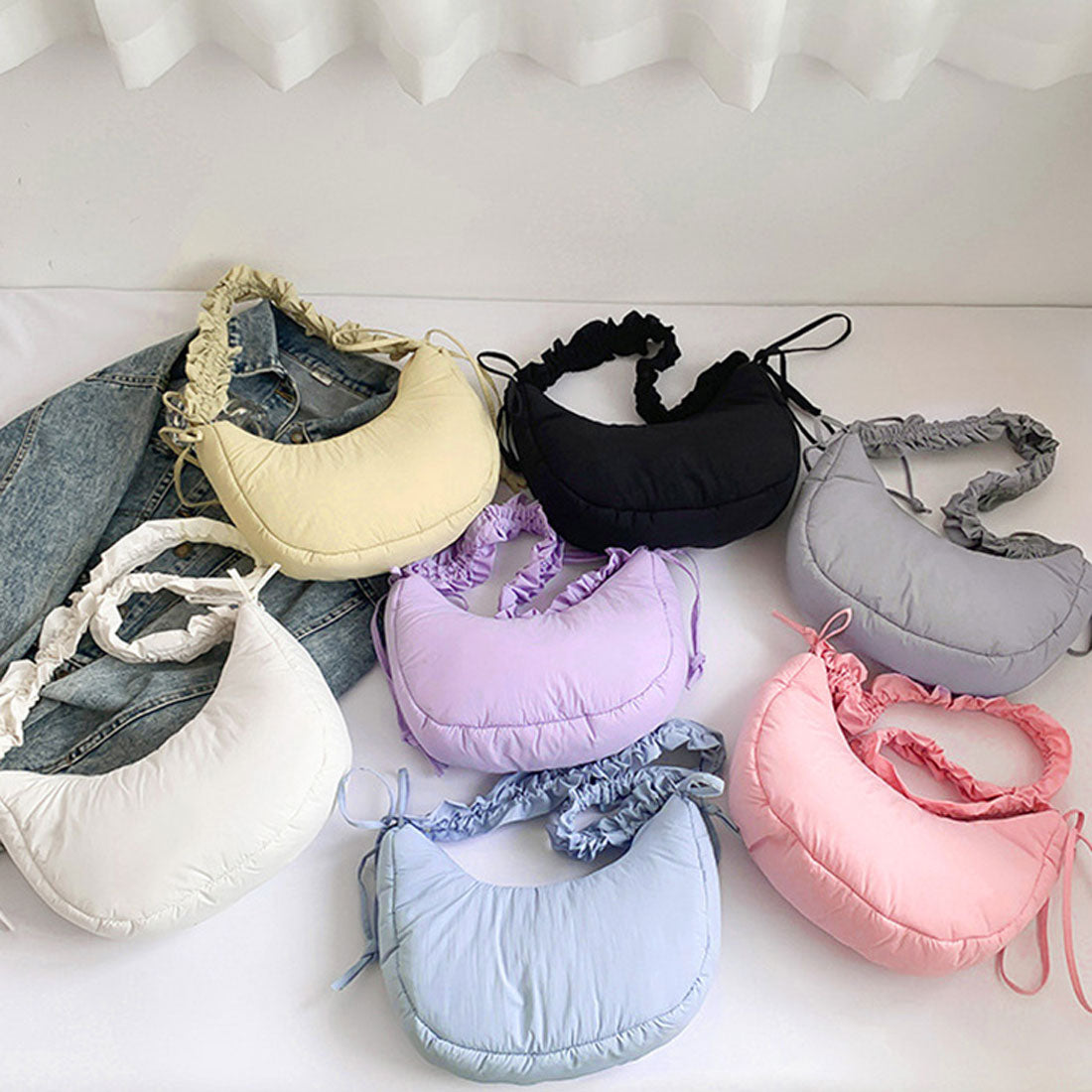 リアルスタイル REAL STYLE 肩背包 手提包 女士 垫子 半月型 輕便 輕量 小巧 迷你 可愛 時尚 可愛 褶邊 韓國