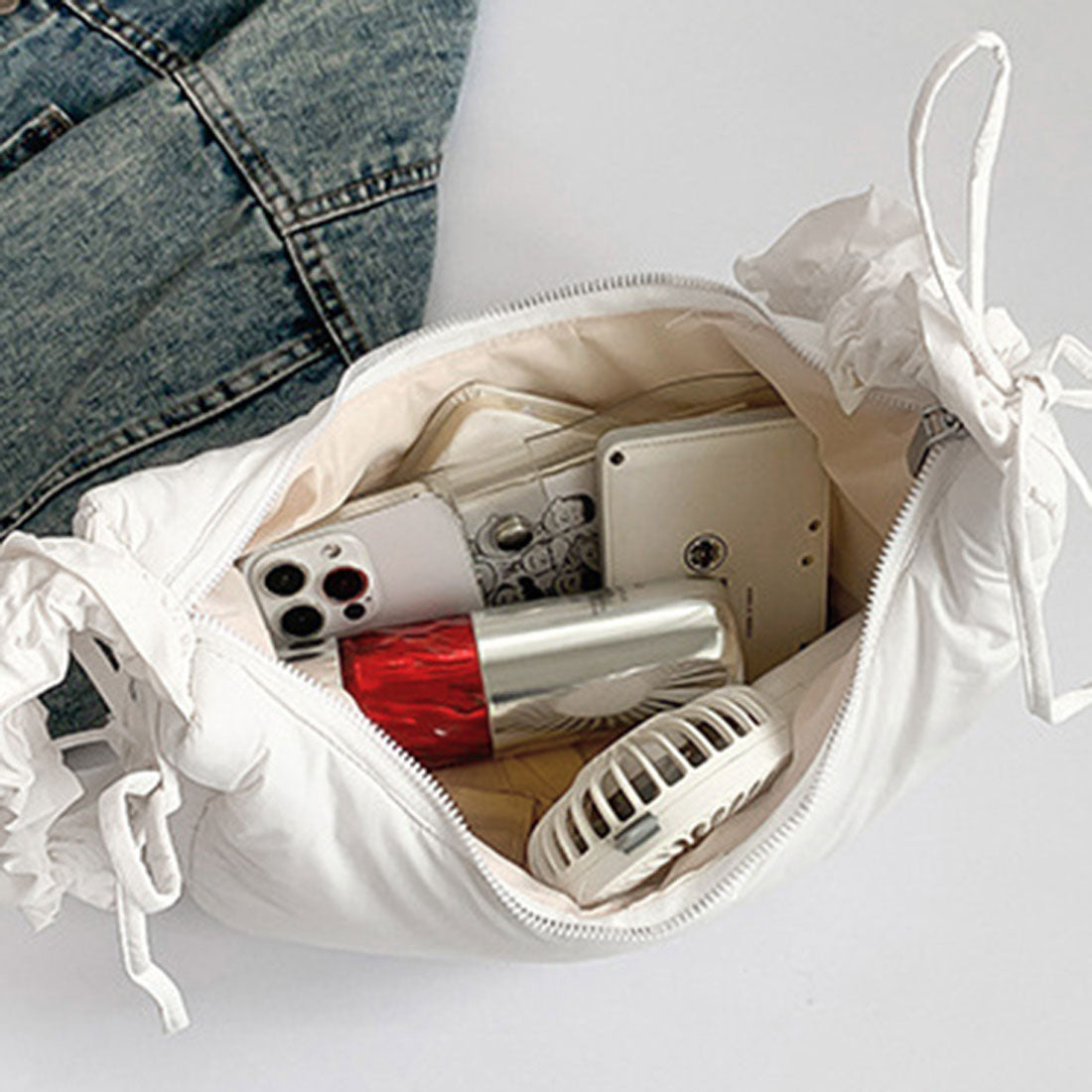 リアルスタイル REAL STYLE 肩背包 手提包 女士 垫子 半月型 輕便 輕量 小巧 迷你 可愛 時尚 可愛 褶邊 韓國