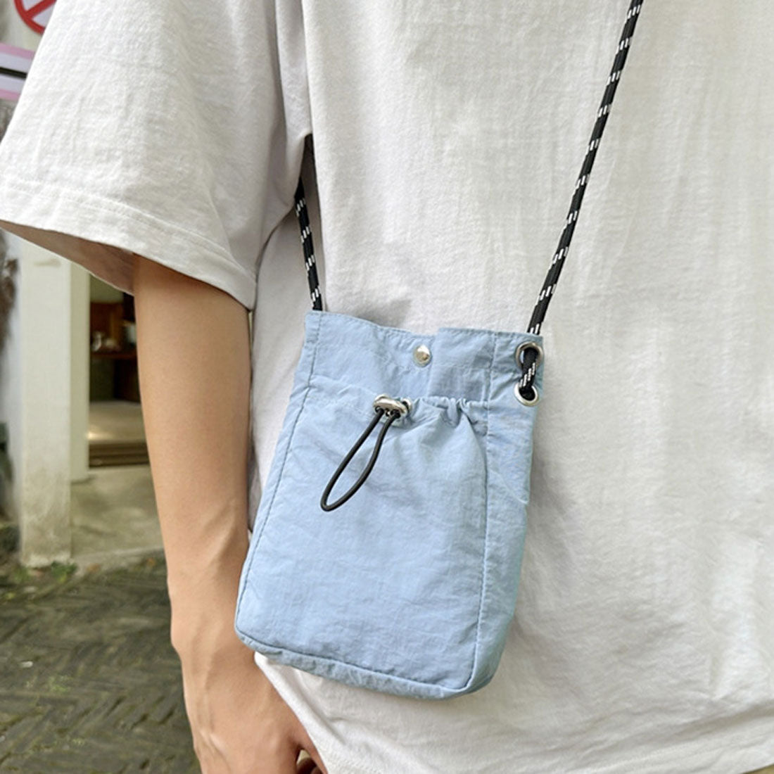 Real Style Pouch Shoulder Bag for Men and Women Smartphone Mini Drawstring nylon Small Lightweight Accessory Holder Shoulder Wallet Stylish Water-Resistant Outdoor