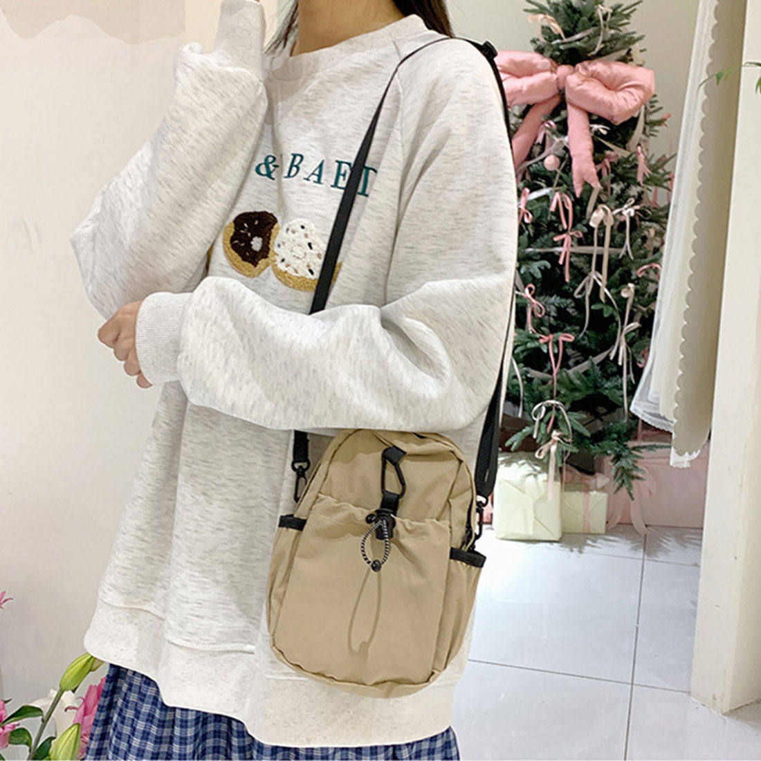 リアルスタイル REAL STYLE ポーチ ショルダーバッグ メンズ レディース スマホ ミニ ナイロン 小さめ サコッシュ 縦型 軽量 肩掛け おしゃれ 撥水 アウトドア (ベージュ) ベージュ