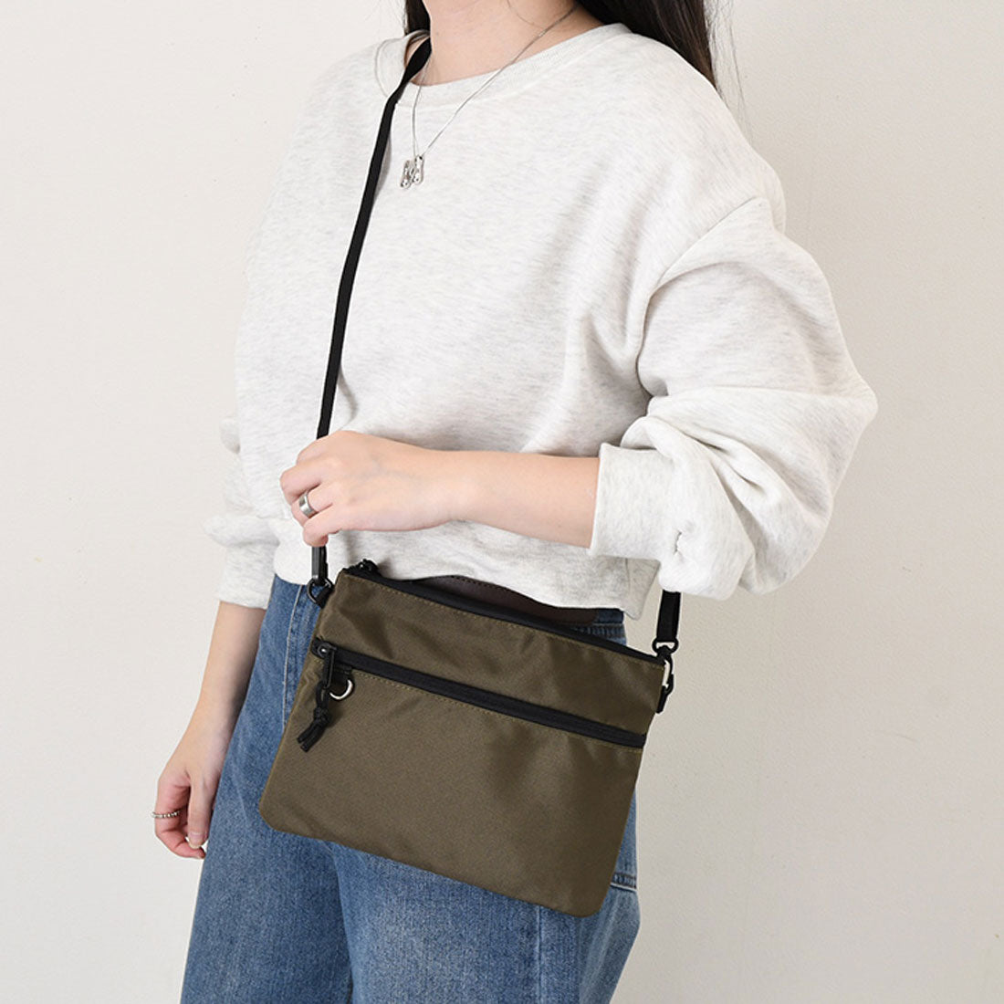 リアルスタイル REAL STYLE サコッシュ ショルダーバッグ レディース メンズ ポシェット 軽量 軽い 小さい 斜めがけ ポーチ おしゃれ スリム 撥水 カジュアル 大人 (テラコッタ) テラコッタ